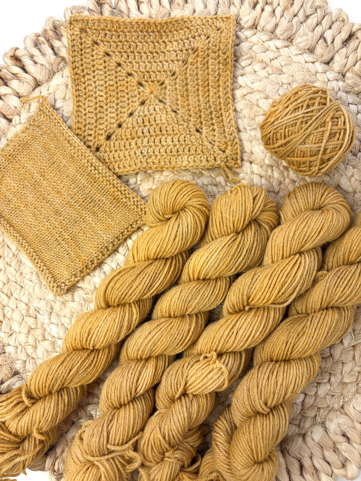 Kutsinta Mini Skeins